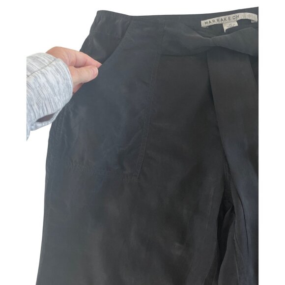 Marrakech Teri Tie Waist Cupro Silk Jogger Pants Black Snap Cuffs Size 29 Chic - Picture 2 of 14